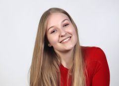 Xenia Perner Sept. 2026 nach ihrem Abschluss zum Bachelor Professional in Media.
